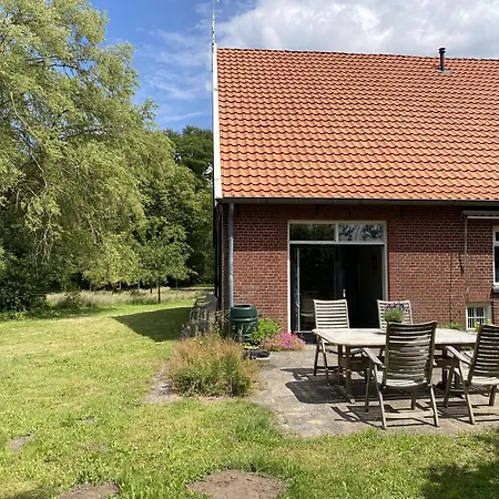 Boerderij Oelewick * Винтерсвейк
