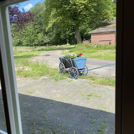 بيت للعطل Boerderij Oelewick